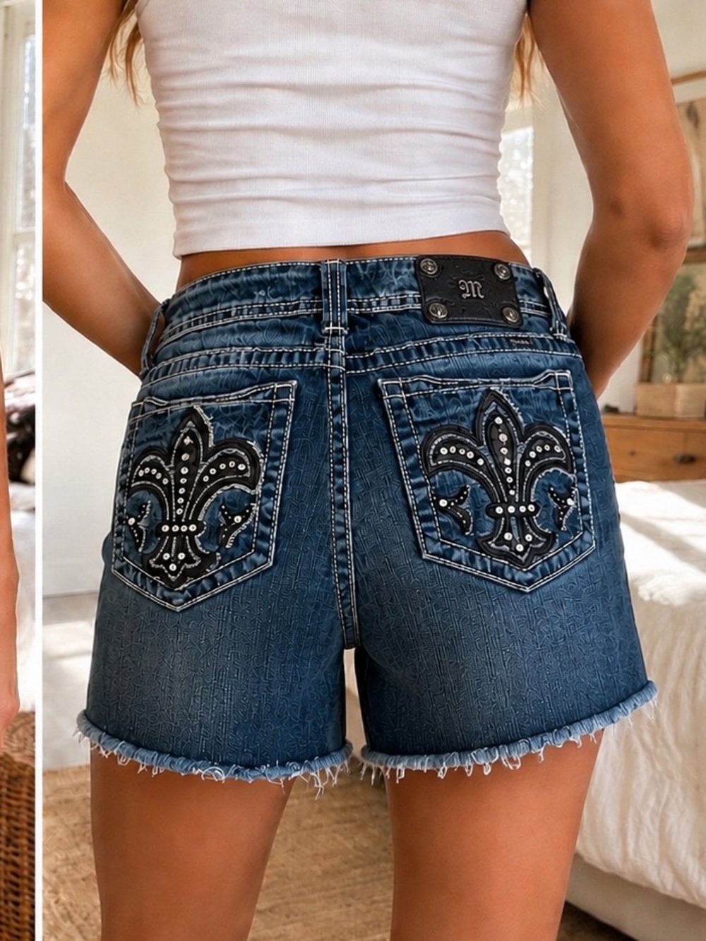 Miss Me Dark Blue Embellished Fleur-Back Denim Shorts Size 31